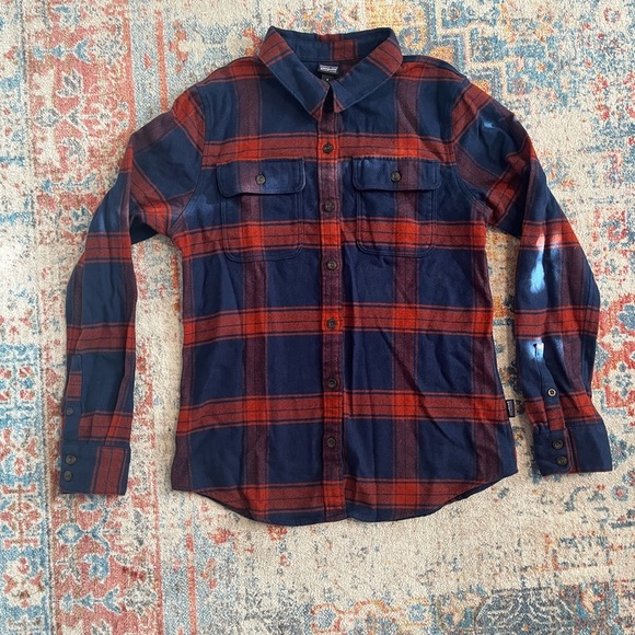 NWT Patagonia Fjord plaid flannel button up long-sleeved with pockets. - Picture 1 of 7